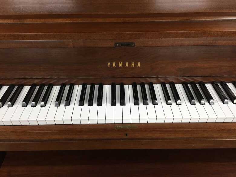 1984 Yamaha P22 in Satin Walnut Piano for sale